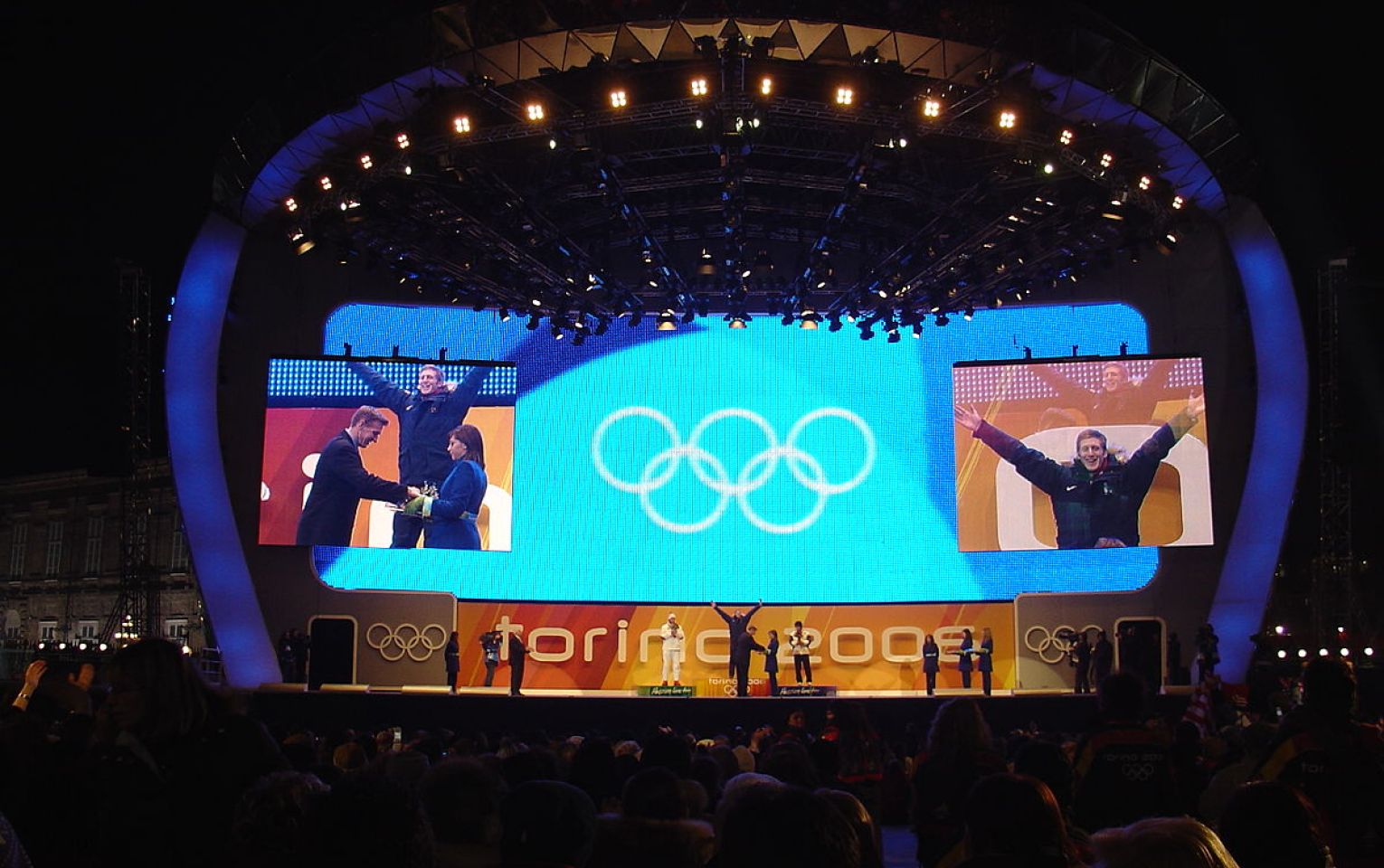winter olympic games award ceremony on 2006